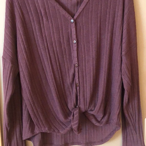 Top - Picture 2 of 2